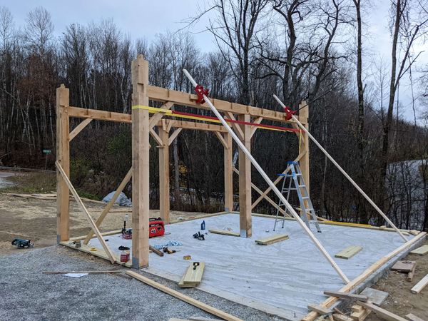 A progress pic on Andrews barn!